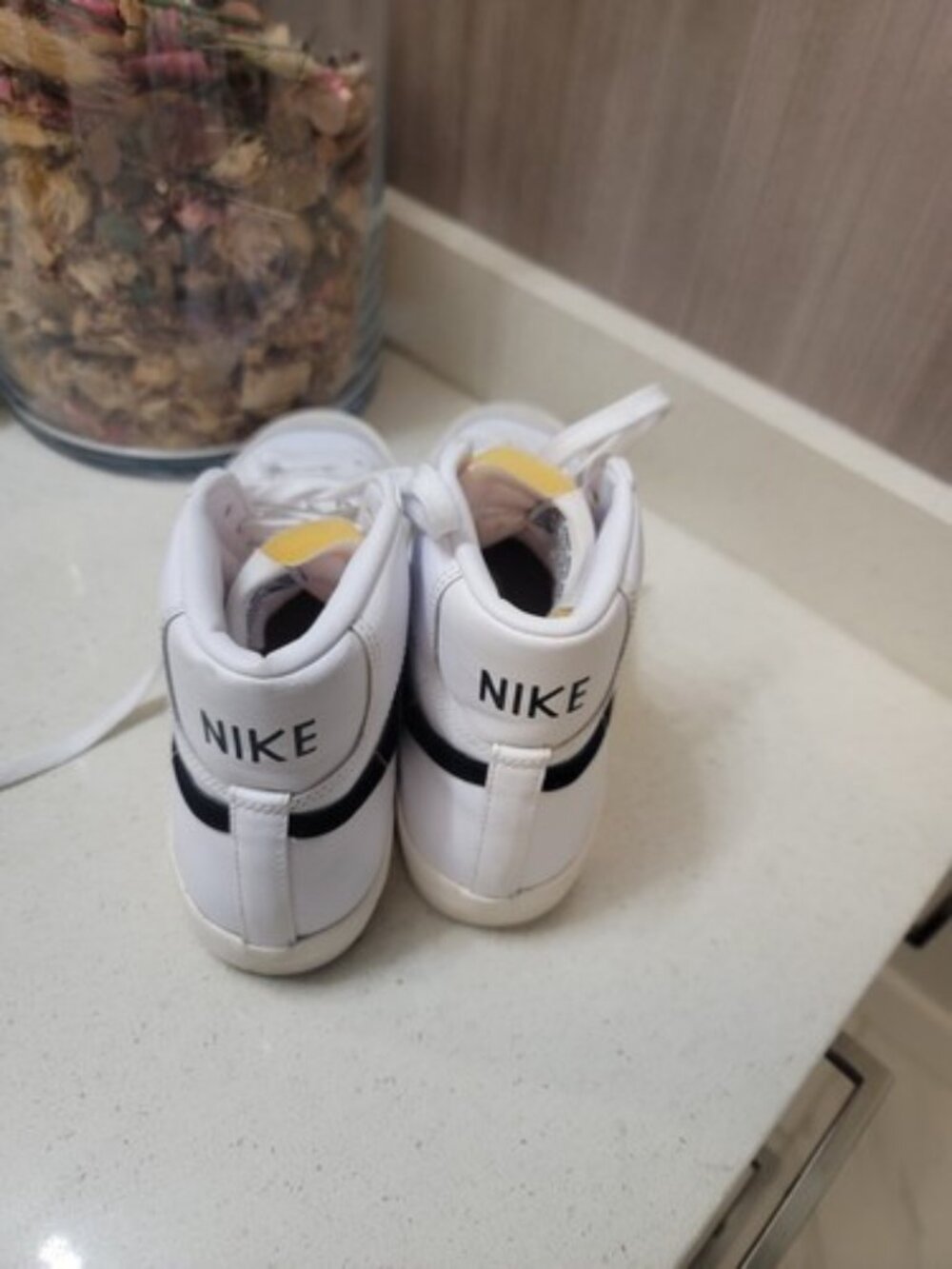 Nike Blazer Mid '77 Vintage White Black BQ6806-100 Men's Size 7.5 - Picture 4 of 9